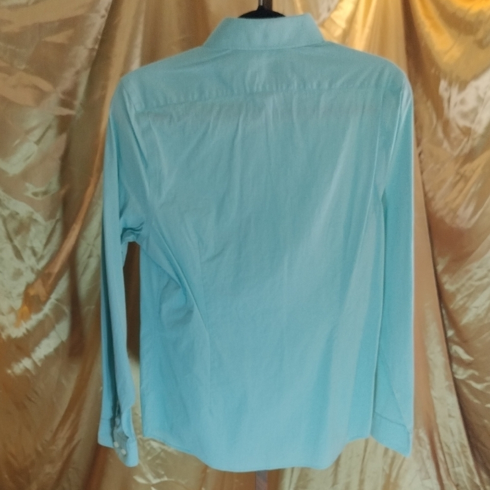 Express Blue Casual Button Down Shirt with Subtle Texture - Picture 4 of 4